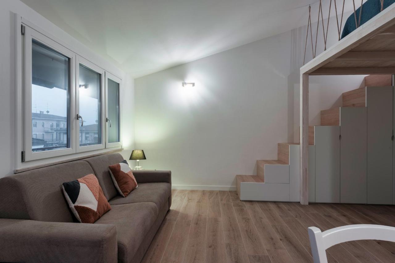 Casa Lugana 19 - Monolocale Con Piscina Direttamente A Lago Сирмионе Экстерьер фото